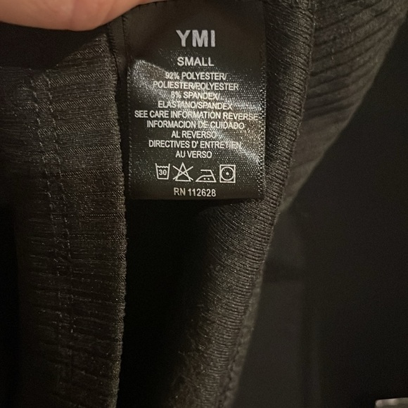 YMI Collections black long sleeve juniors tshirt size small NWT - Picture 5 of 7